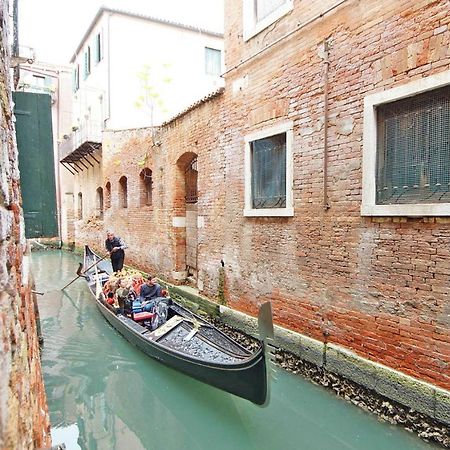 Gondola View Apartment Βενετία Εξωτερικό φωτογραφία