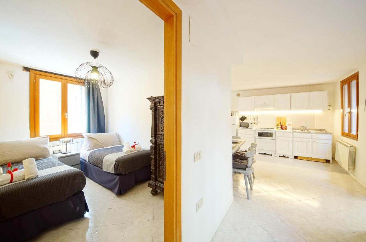Gondola View Apartment Βενετία Εξωτερικό φωτογραφία