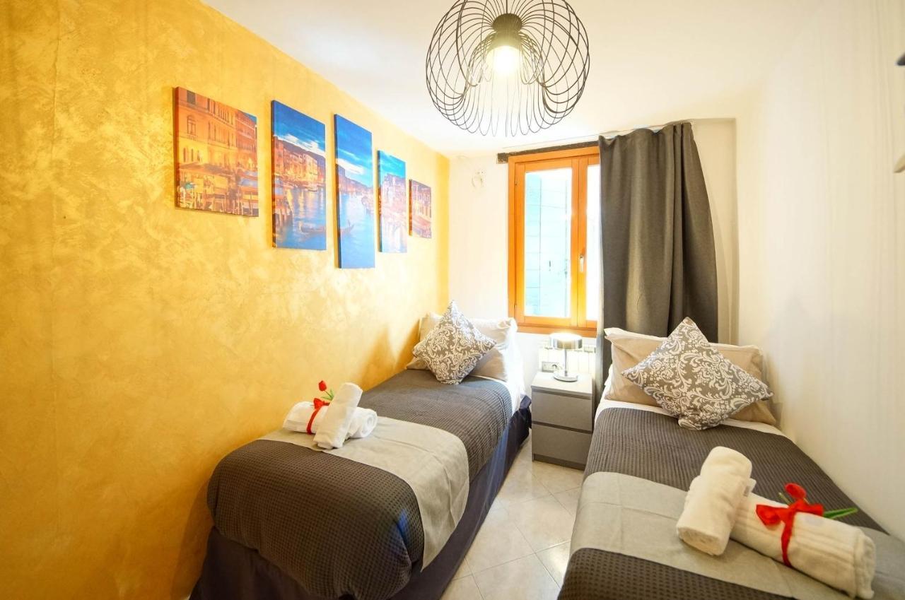 Gondola View Apartment Βενετία Εξωτερικό φωτογραφία