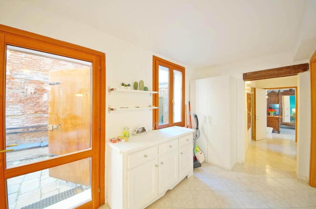 Gondola View Apartment Βενετία Εξωτερικό φωτογραφία