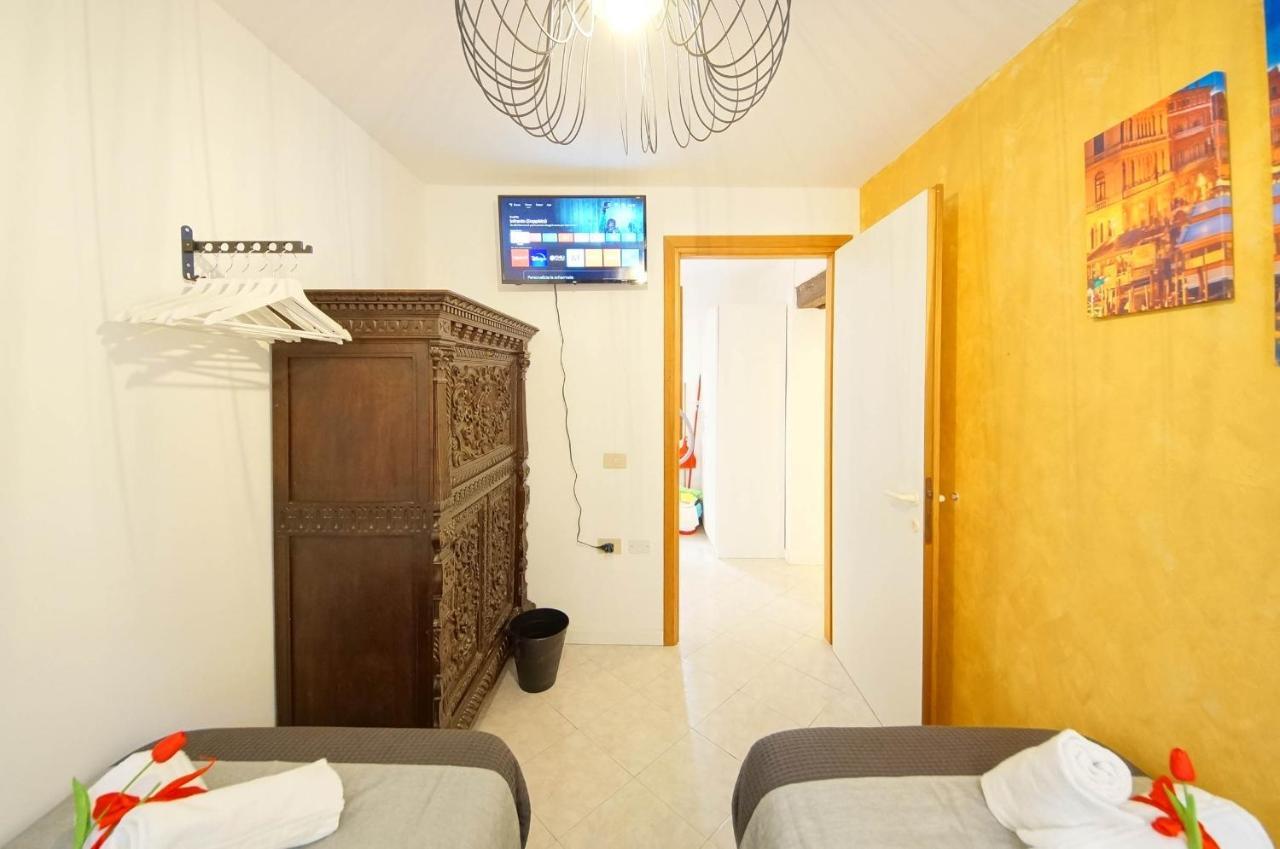 Gondola View Apartment Βενετία Εξωτερικό φωτογραφία